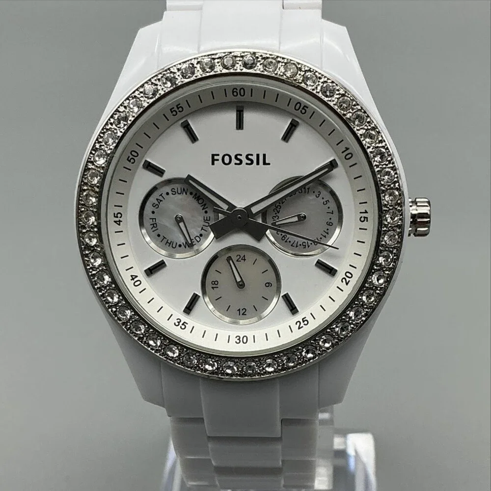 Fossil ES-1967 Womens Watch 38mm White Resin Bracelet Day Date New Battery 7